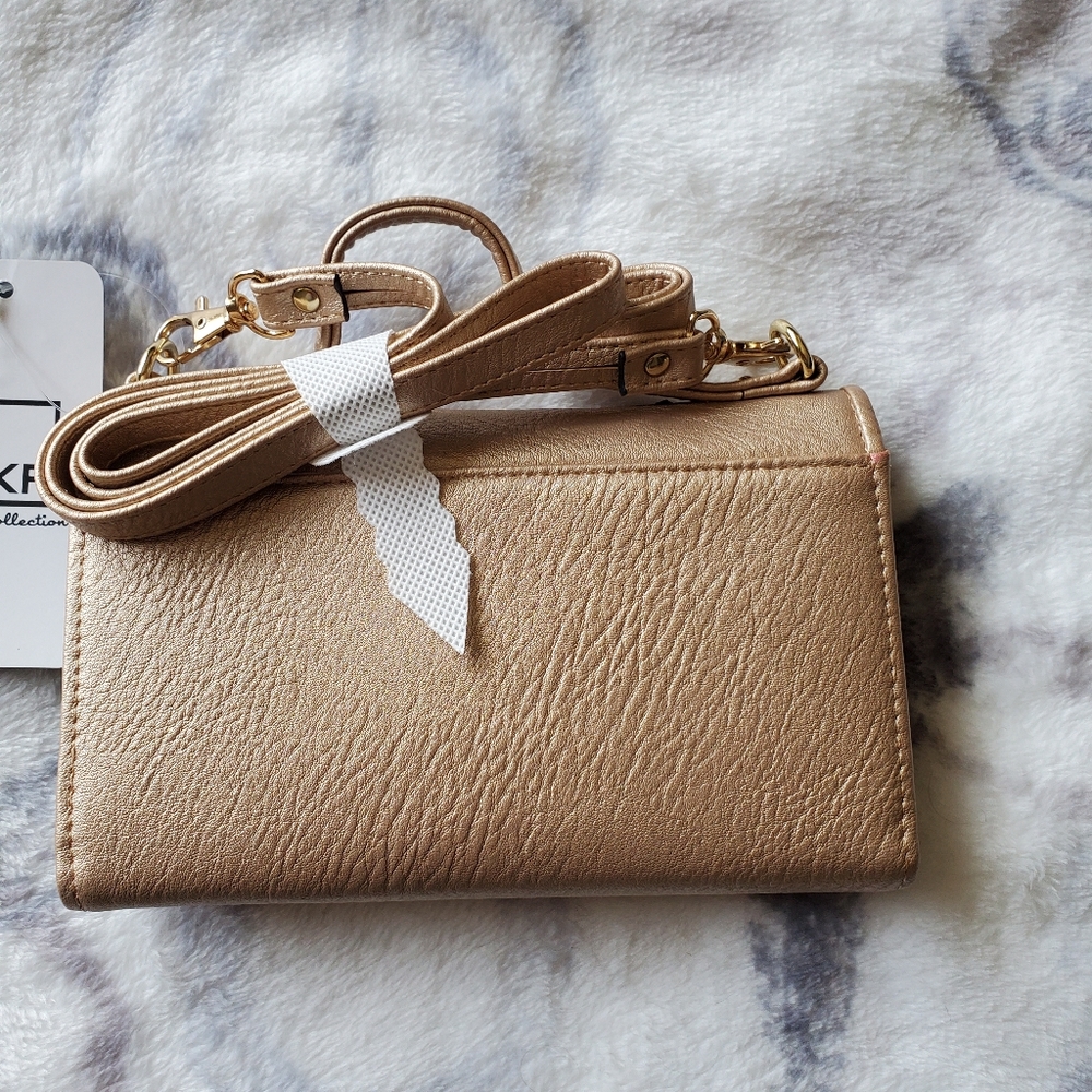Golden clutch wallet - Picture 9 of 9